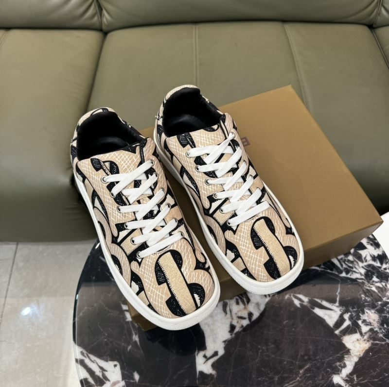 Burberry Low Shoes